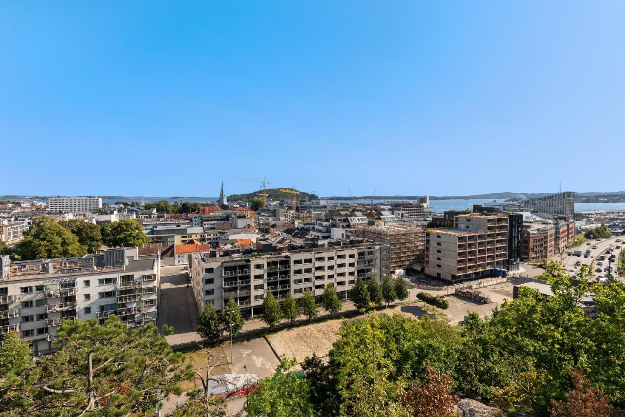 Ny Og Sentral Leilighet Kristiansand Ngoại thất bức ảnh
