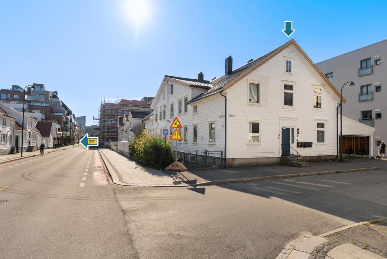 Ny Og Sentral Leilighet Kristiansand Ngoại thất bức ảnh