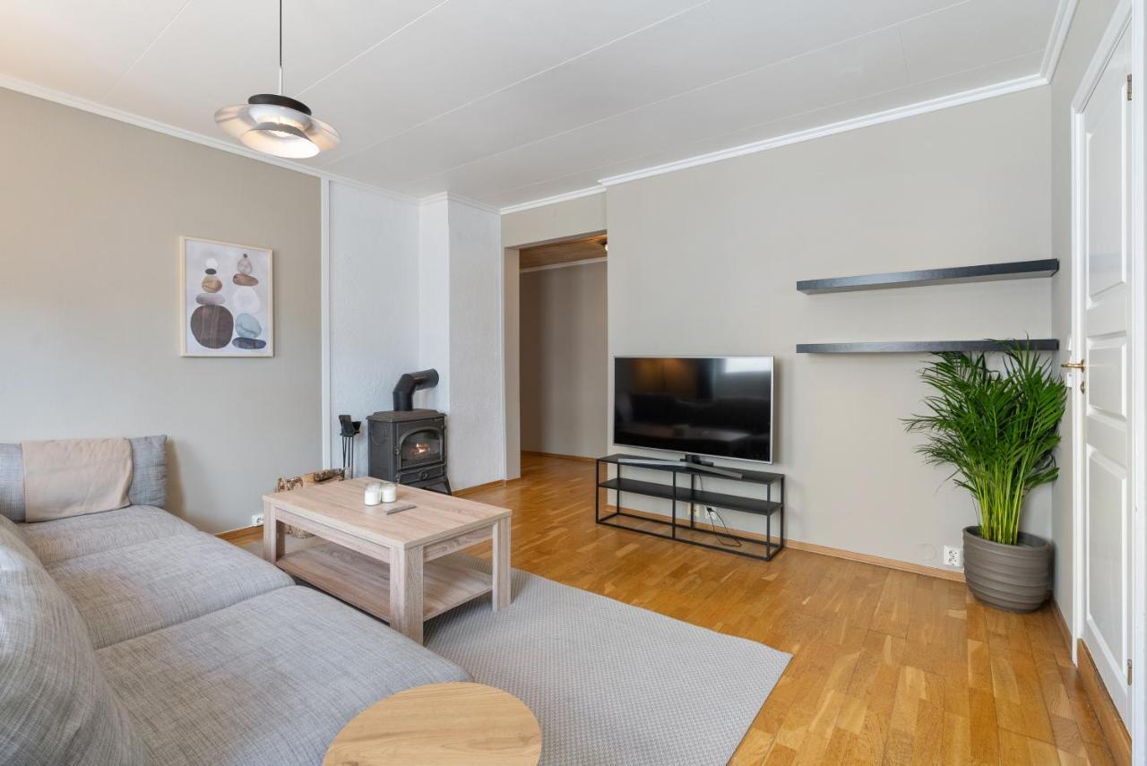 Ny Og Sentral Leilighet Kristiansand Ngoại thất bức ảnh